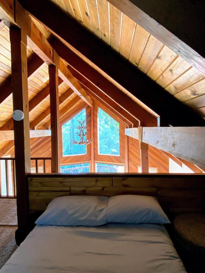 Beautiful Cabingated Parkpinecrest & Dodge Ridge Long Barn Exterior foto